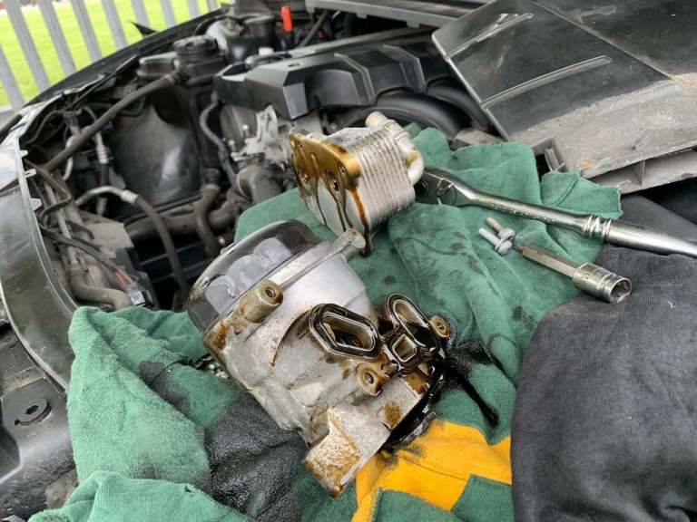 Mobile mechanic vehicle repair diagnostics car engine battery alternator technician 