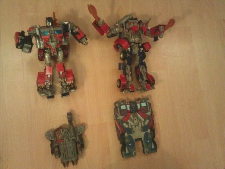 A huge lot of modern transformers 