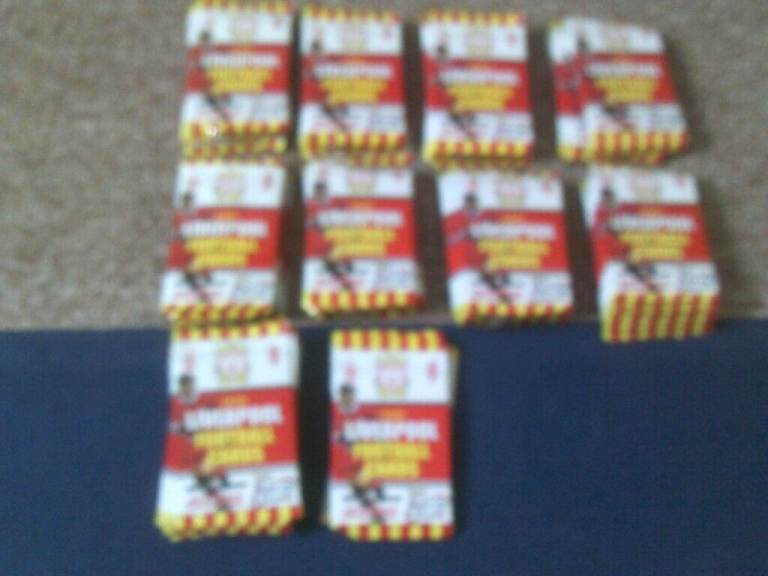 90 PACKS LIVERPOOL FOOTBALL CARDS   NEW SEALED    BUYER COLLECTS  
