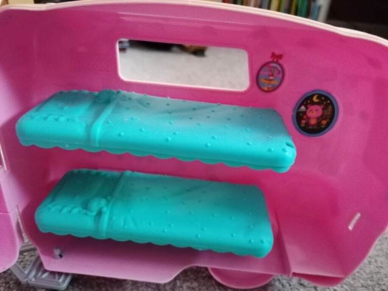 Barbie Chelsea camper van and car