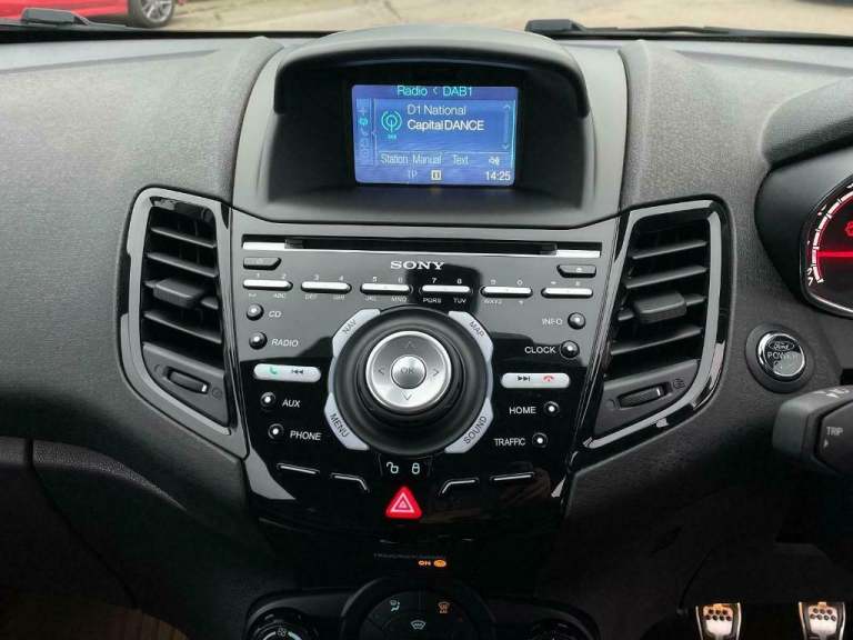 Ford Fiesta 1.6 ( 182ps ) EcoBoost ST 3