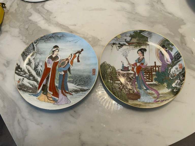 A pair of antique Japanese geisha plates year1940
