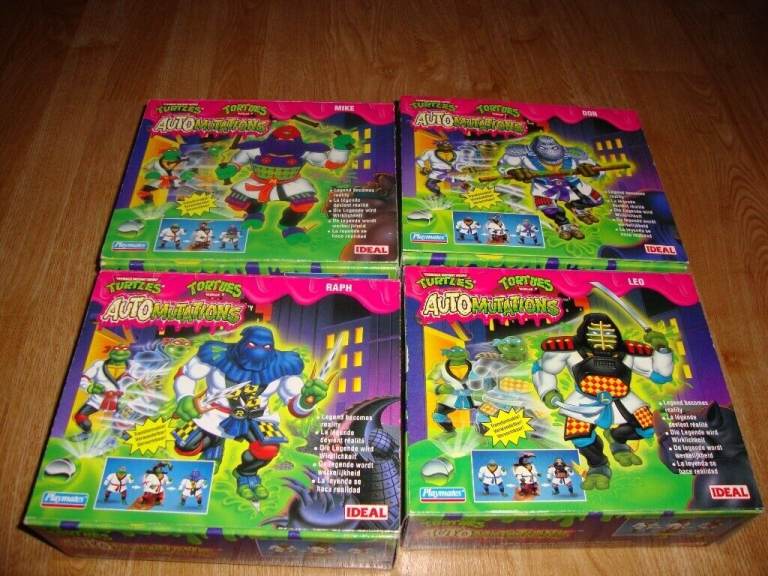 Vintage Teenage mutant turtles action figures and accessories