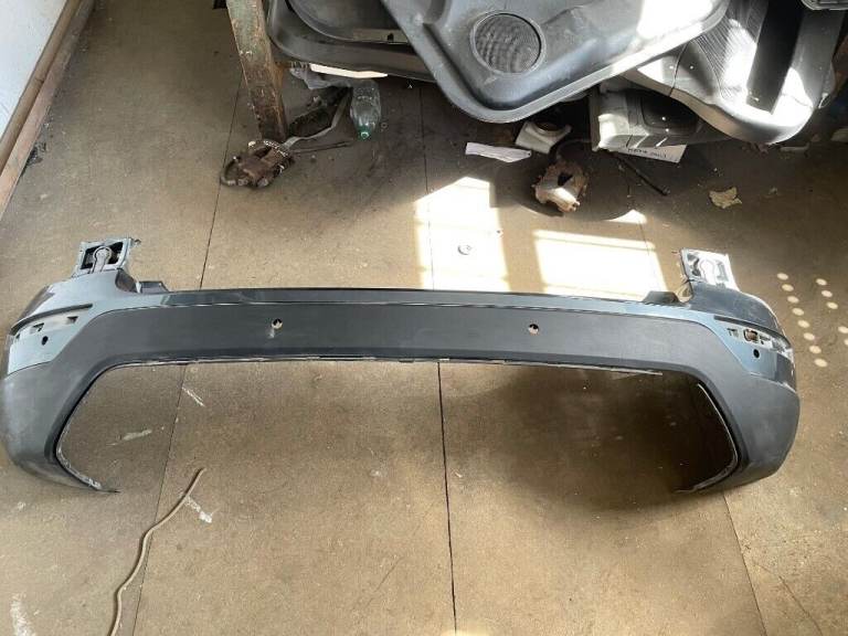 SKODA YETI MK2 FV8 FACELIFT REAR WITH PDC HOLES  (2014-2019)