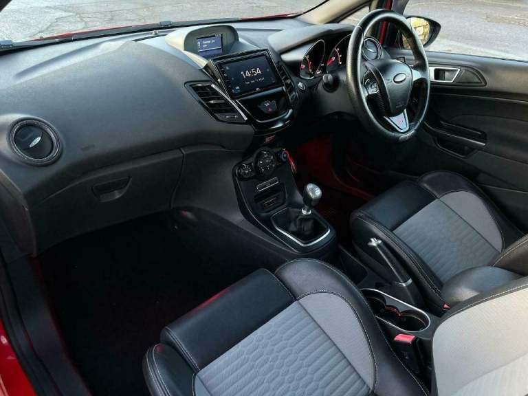 Ford Fiesta 1.6 ( 182ps ) EcoBoost ST 2