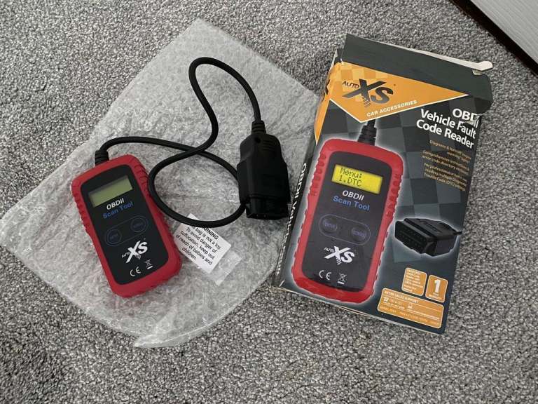 Auto XS OBDII Vehicle Fault Code Reader