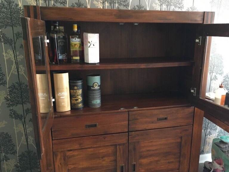 Acacia drinks cabinet 