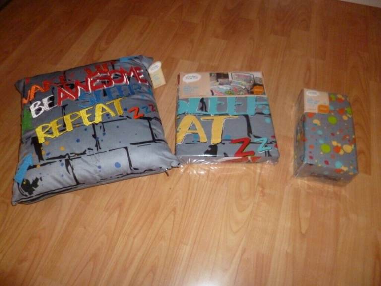 New Boys bedding sets plus all accessorirs in Graffiti design