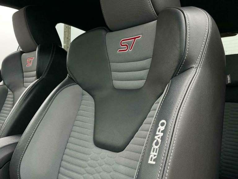 Ford Fiesta 1.6 ( 182ps ) EcoBoost ST 3