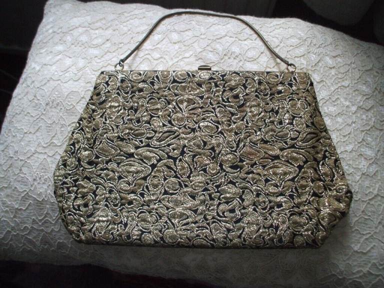 VINTAGE GOLD AND BLACK BROCADE HANDBAG WITH CHAIN