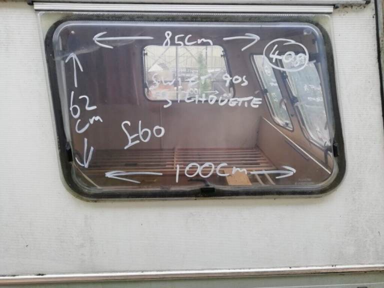 Swift silhouette Caravan offside window