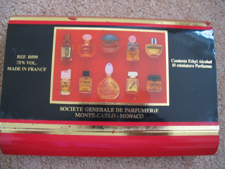 Vintage fragrances Les Meilleurs Parfums de Paris, Monte Carlo Monaco, 10 miniature perfumes