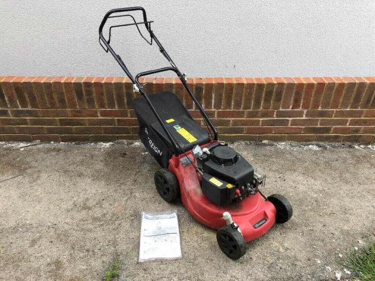 image for Sovereign XSZ40 Self Propelled Petrol Lawn Mower