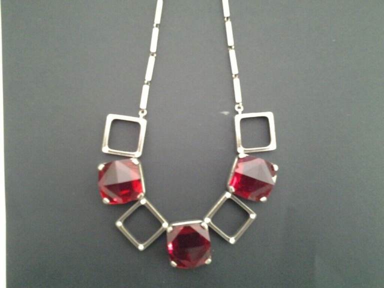 PRECIOSA NECKLACE RED