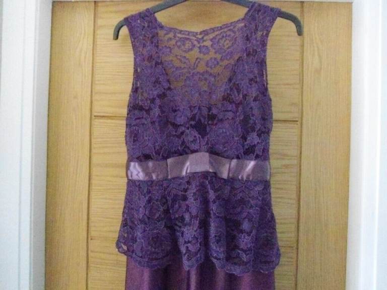 BRIDESMAID DRESS IN PURPLE SIZE 12