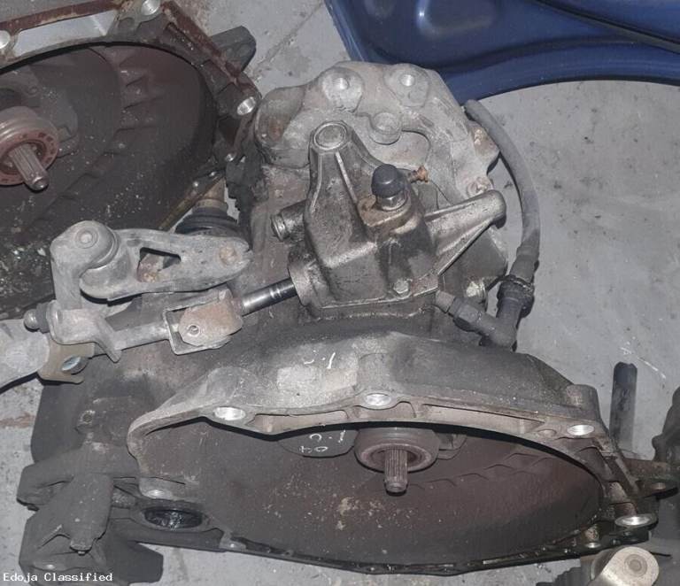 Vauxhall Corsa 1.0 Manual Gearbox 5 Speed Petrol 2004