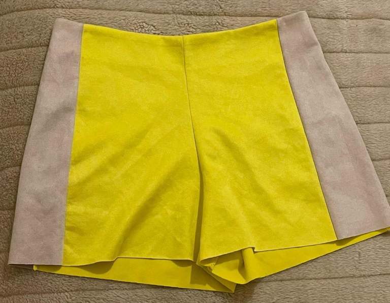 Zara Yellow & Cream Faux Shorts  Size 10 (M) 