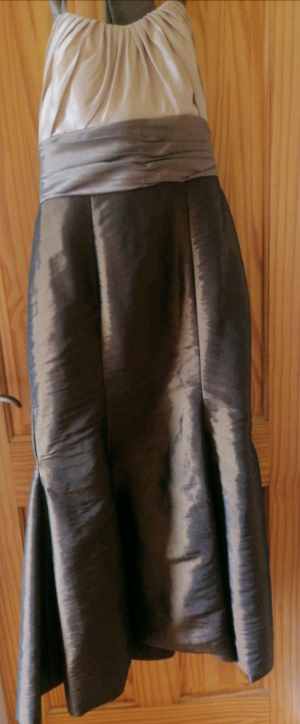 Ladies Halterneck Formal Wear Dress Size 10/12