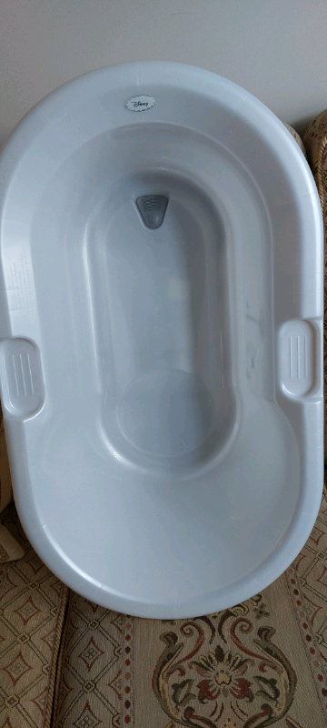 image for Winnie the Pooh baby bath