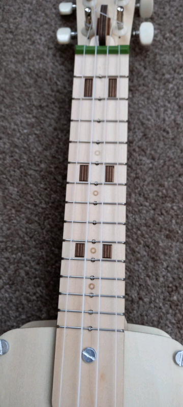 Kiwico Kit Made Ukulele. 