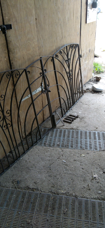 Gates for driveway