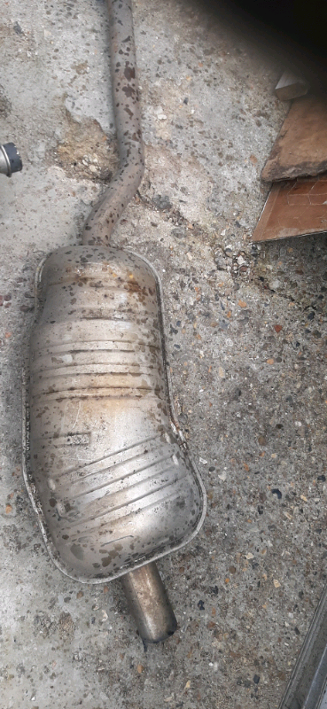 Bmw Exaust 323i e36 standard back box, pick up only 