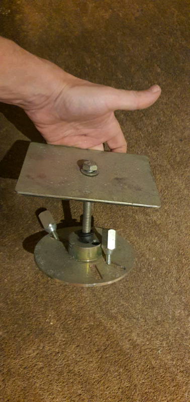 Peugeot 205 309 Spare Alloy Wheel Lock Cradle