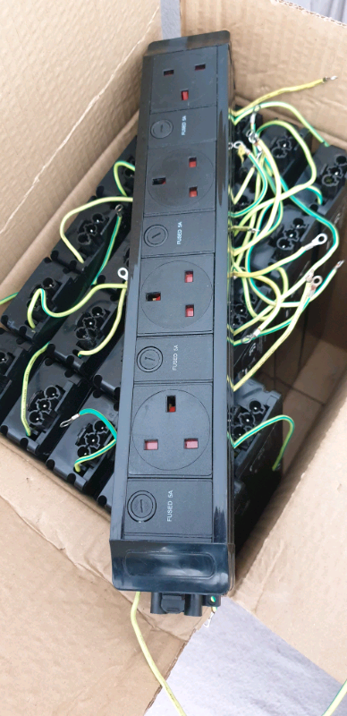Job Lot Modular Power Pack 4 socket Units 5amp fused 