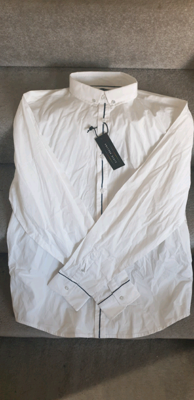 PROGRESS BLACK MENS WHITE SHIRT SIZE L