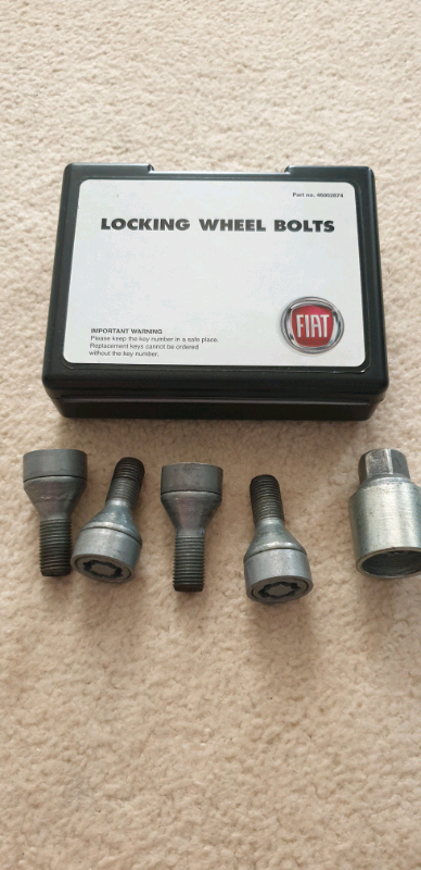 Abarth 595 locking wheel bolts 