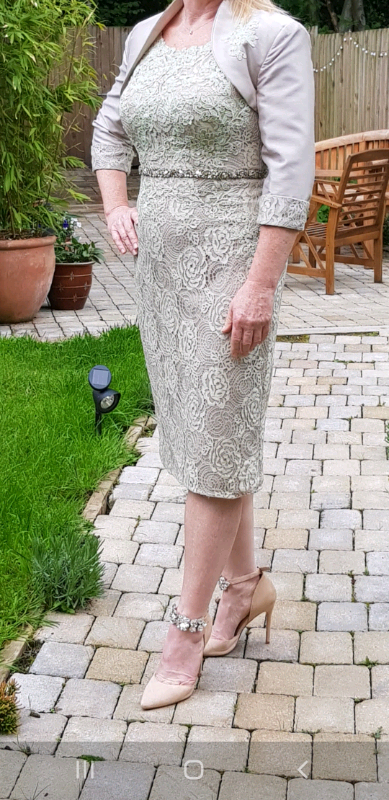 Mother of the bride outfit
