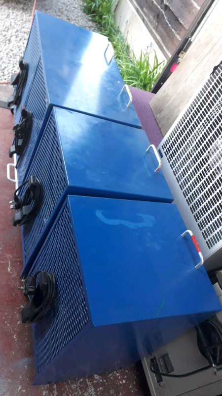 Dehumidifier s all in very good condition working condition 