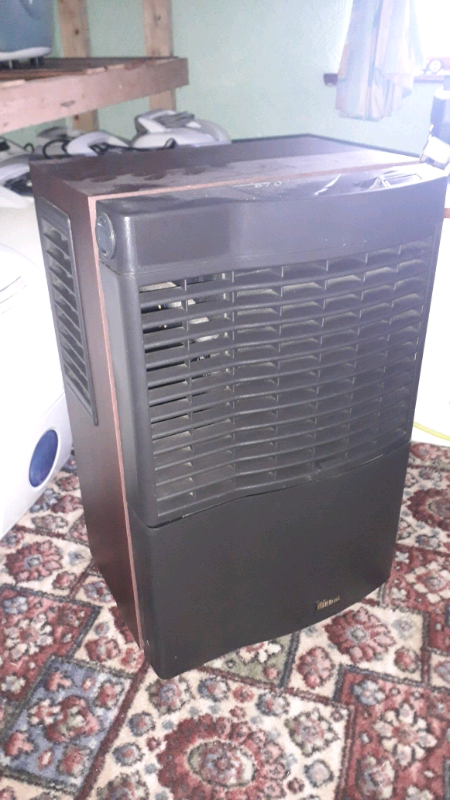 EBAC DEHUMIDIFIER traditional wood cabinet in very good condition 