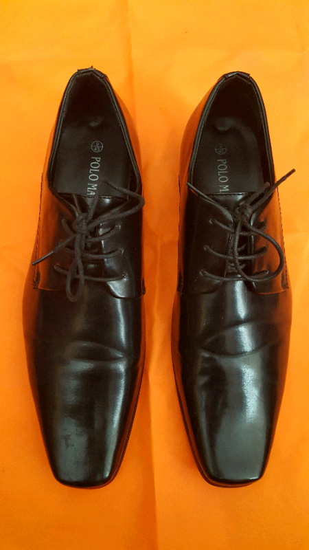Men's Polo Maldini shoes in size 9 adult (worn only once). 