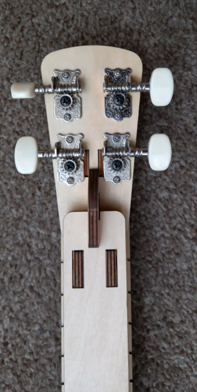 Kiwico Kit Made Ukulele. 