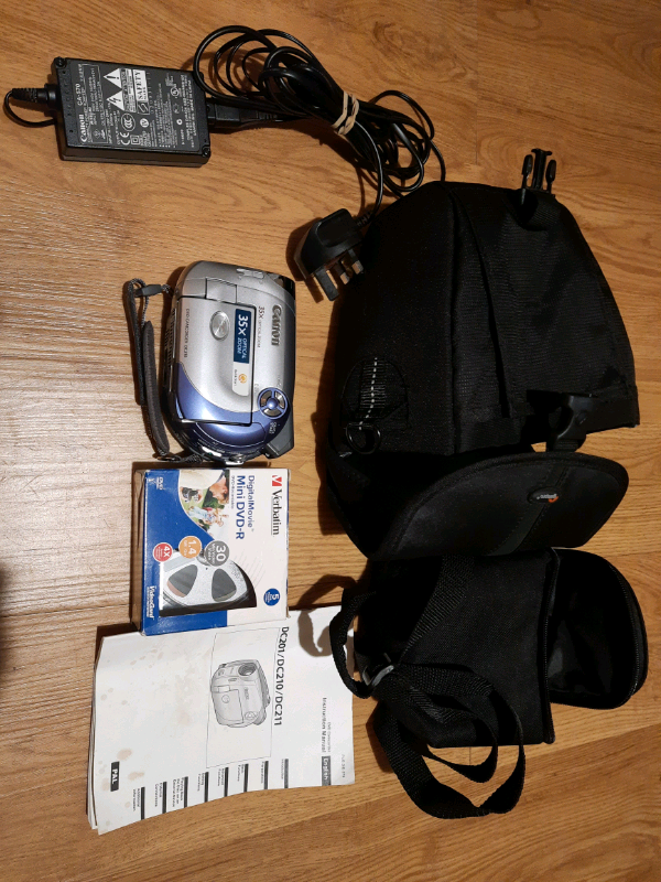 Canon DC210 Camcorder with extras