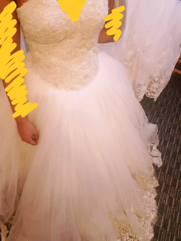 Wedding dress