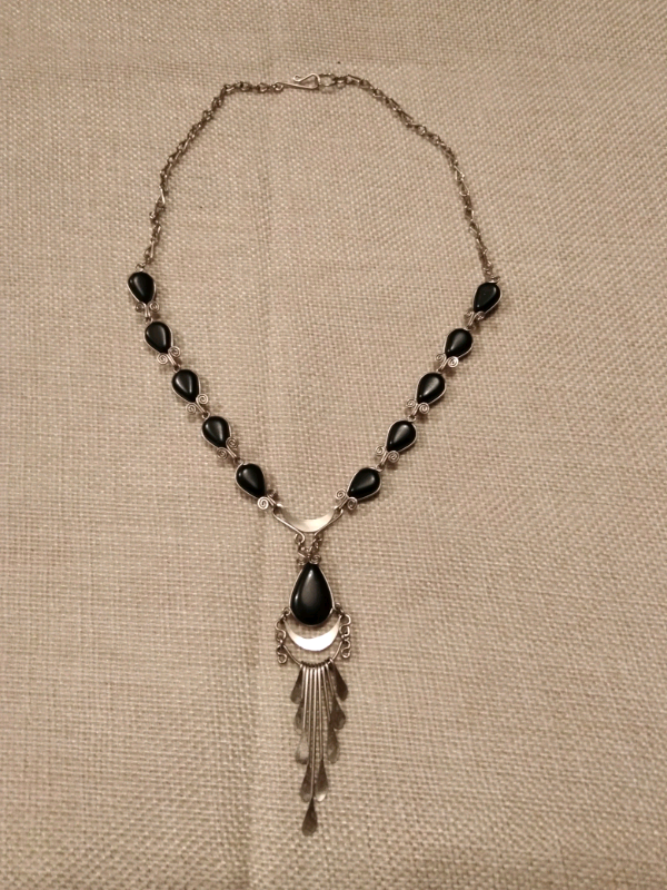 Handmade Peruvian necklace *New*