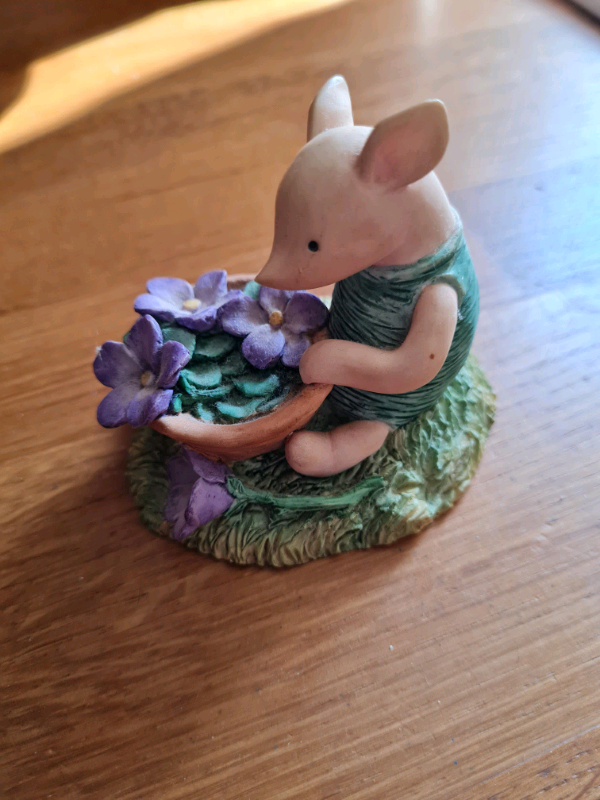 BORDER FINE ARTS STUDIO FIGURE