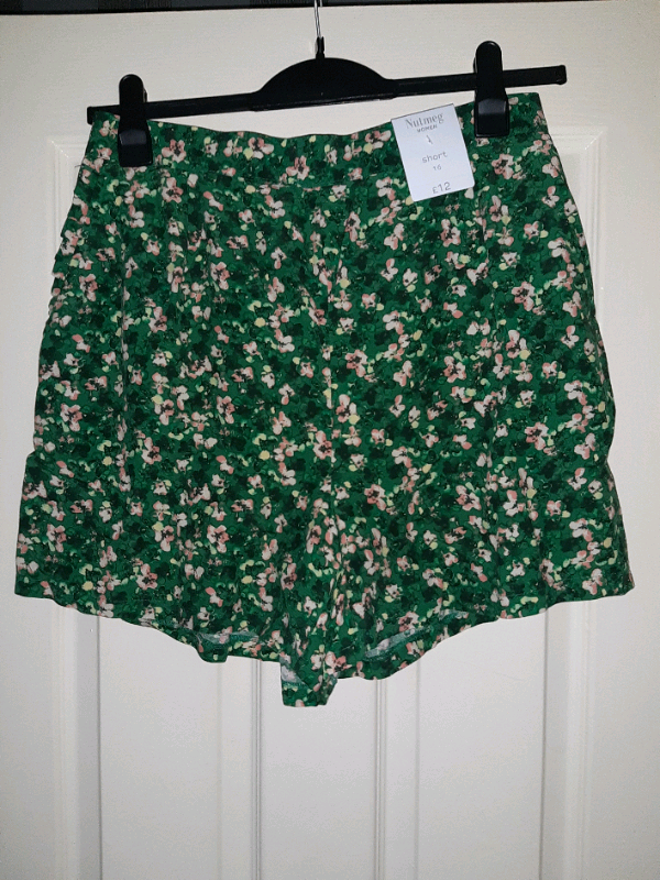 Ladies shorts size 16