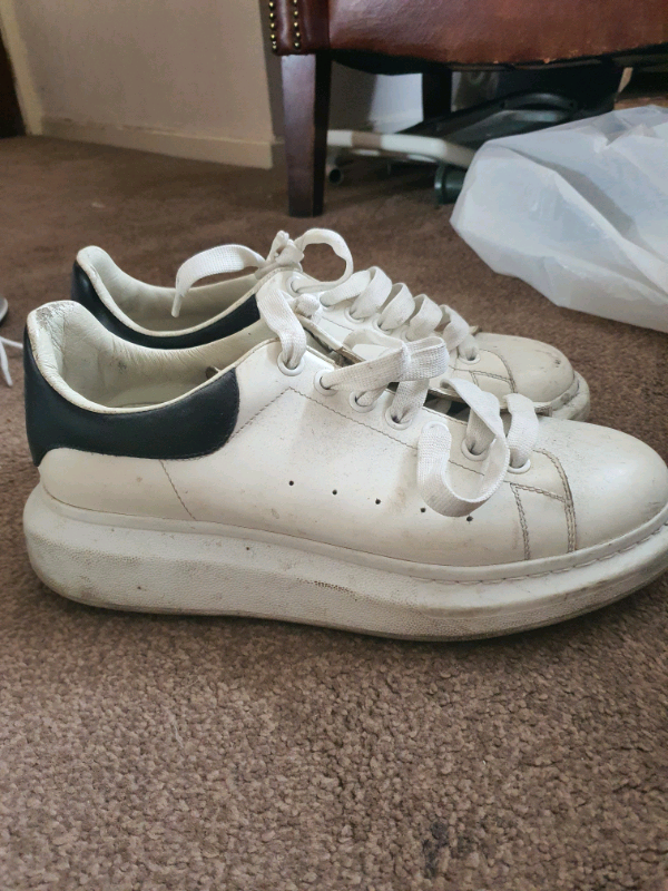 Alexander mcqueen size 8