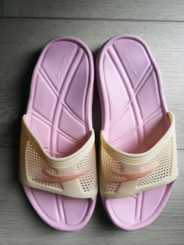 Speedo pool sliders UK 5 6 38 39 sandals beach shoes