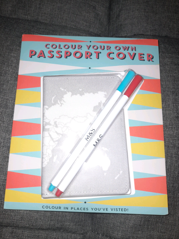 REDUCED! M&S Passport Cover