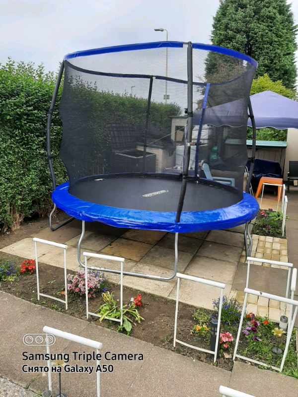 Trampoline 