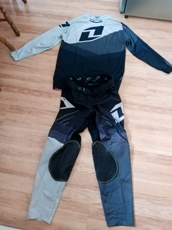  NEW ONE INDUSTRIES VAPOR MX GEAR 