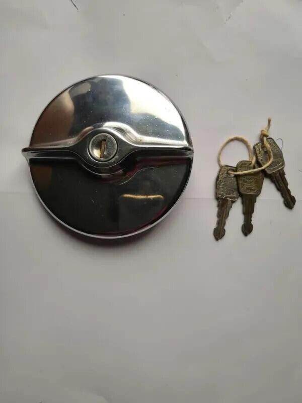 Vintage W B Stainless Locking Petrol Cap with 3 Keys 3/16 flange & 1/16 flange