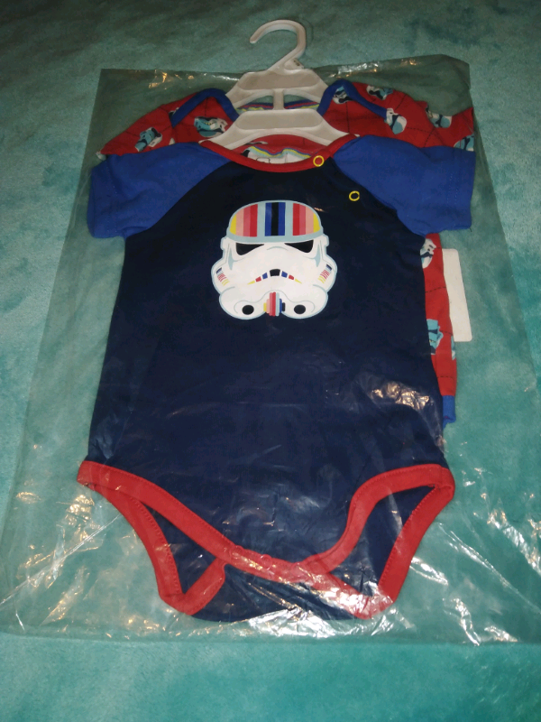 2 Star wars baby vests *Brand New*