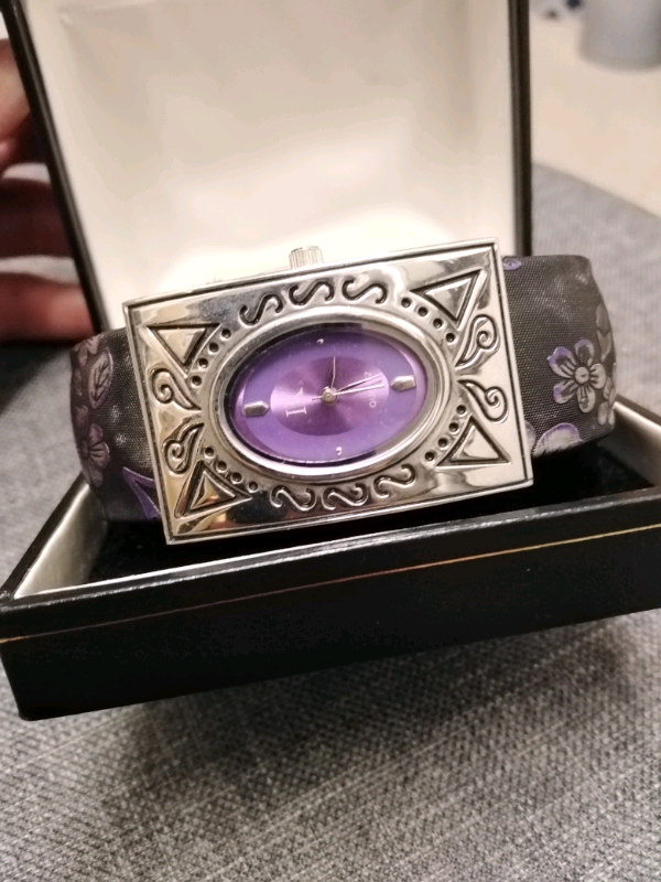 Bangle style watch *new* 