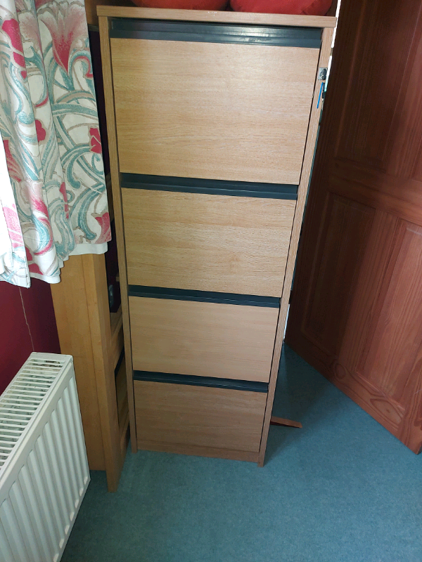 Office cabinet, as new, lockable 