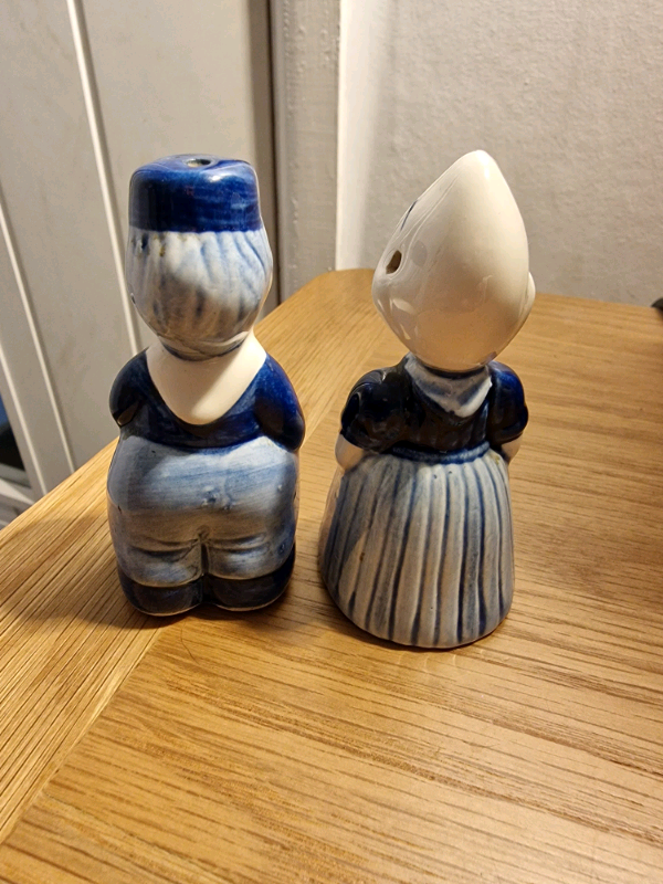 Delft Ceramic Cruet Salt & Pepper Set Couple